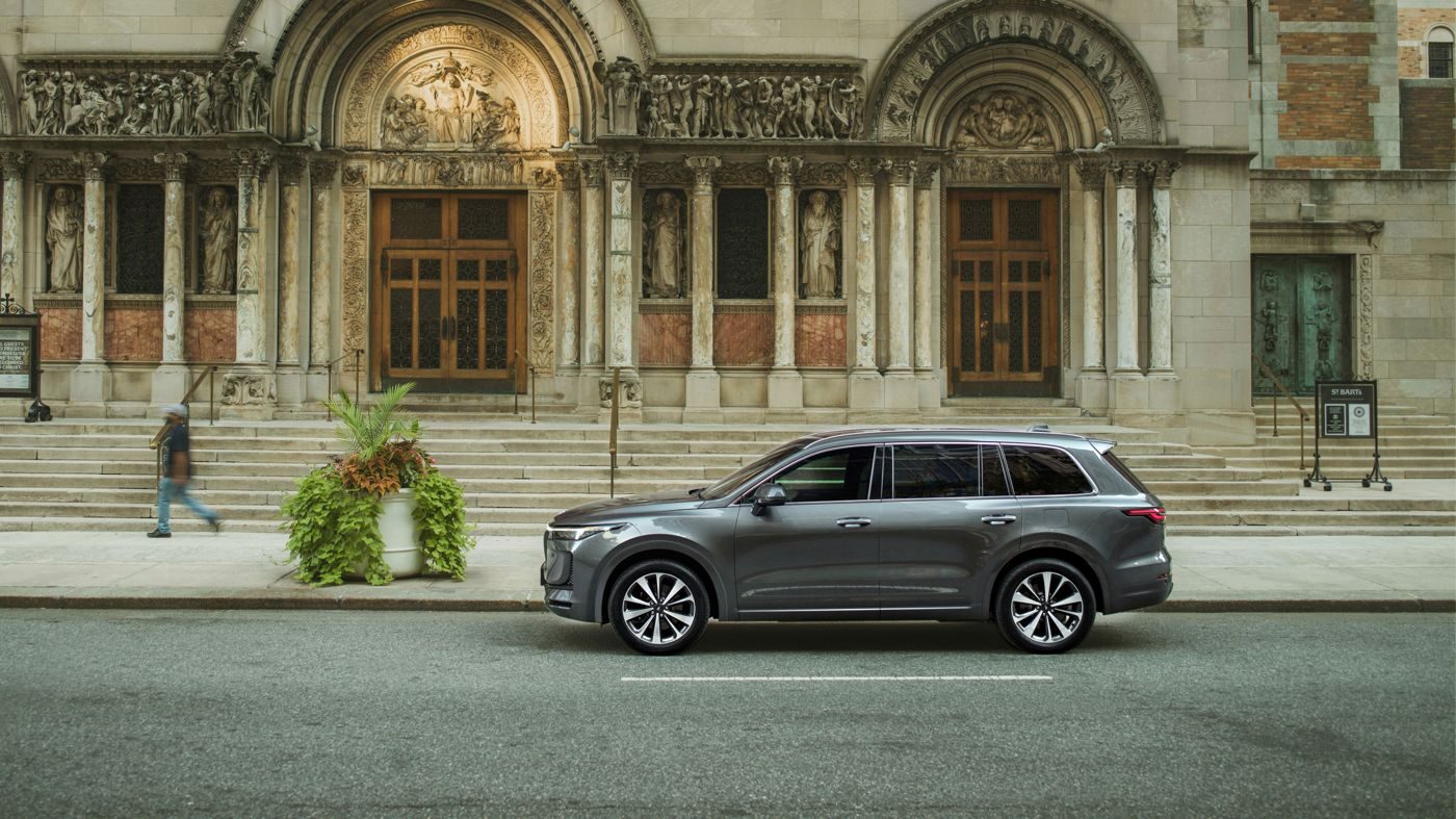 U8集团ONE美国温馨视频